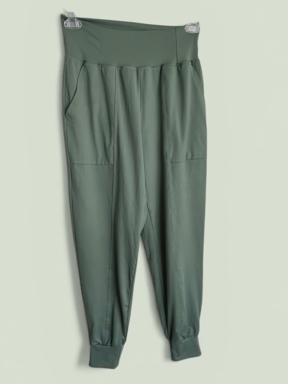 REI Women's Travel/Athleisure Joggers Size Medium